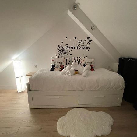 维哲斯特Paris House别墅 外观 照片