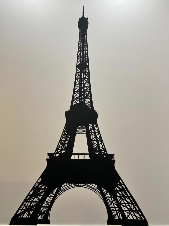 维哲斯特Paris House别墅 外观 照片